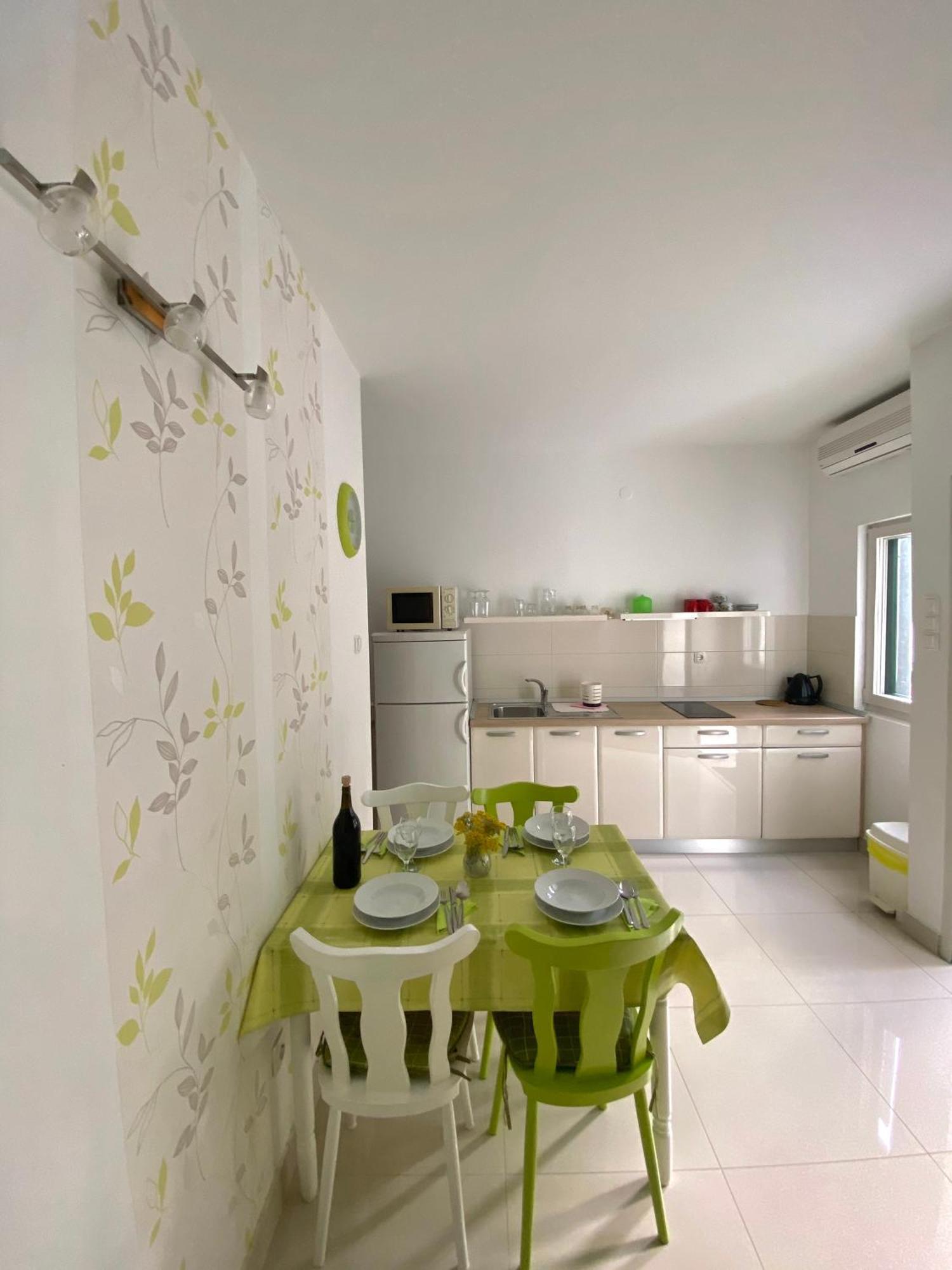 Apartments Ante Podaca Εξωτερικό φωτογραφία