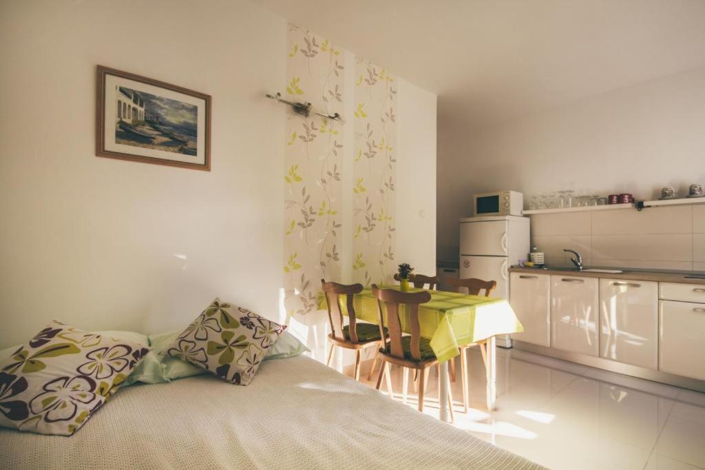 Apartments Ante Podaca Εξωτερικό φωτογραφία