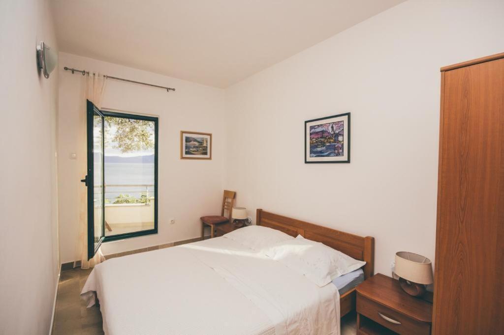 Apartments Ante Podaca Εξωτερικό φωτογραφία